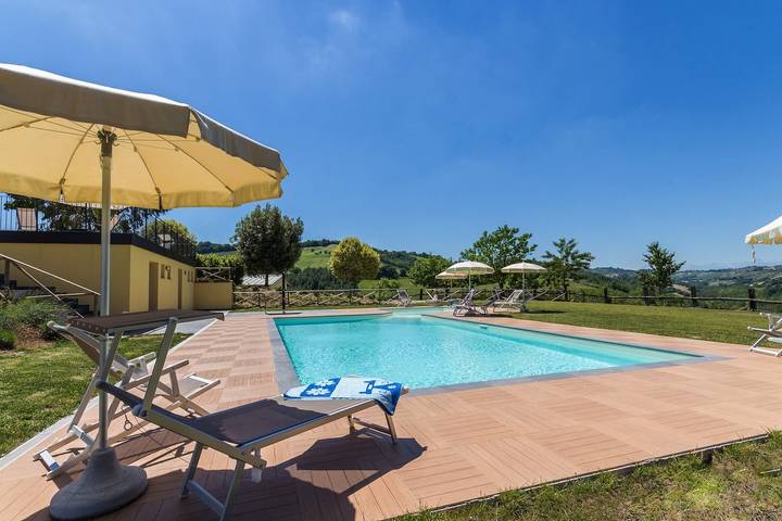 Ferienhaus für 16 Personen, mit Terrasse und Garten sowie Pool, mit Haustier in Fermo - 3