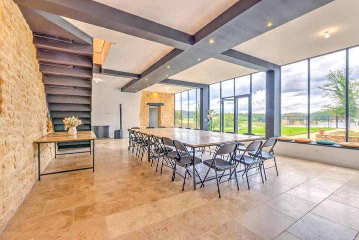 Location de vacances pour 20 personnes, avec jardin ainsi que vue et piscine à Groléjac - 4