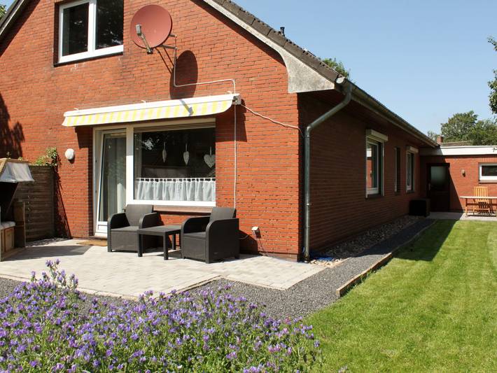 Ferienhaus für 4 Personen, mit Terrasse und Garten in Risum-Lindholm