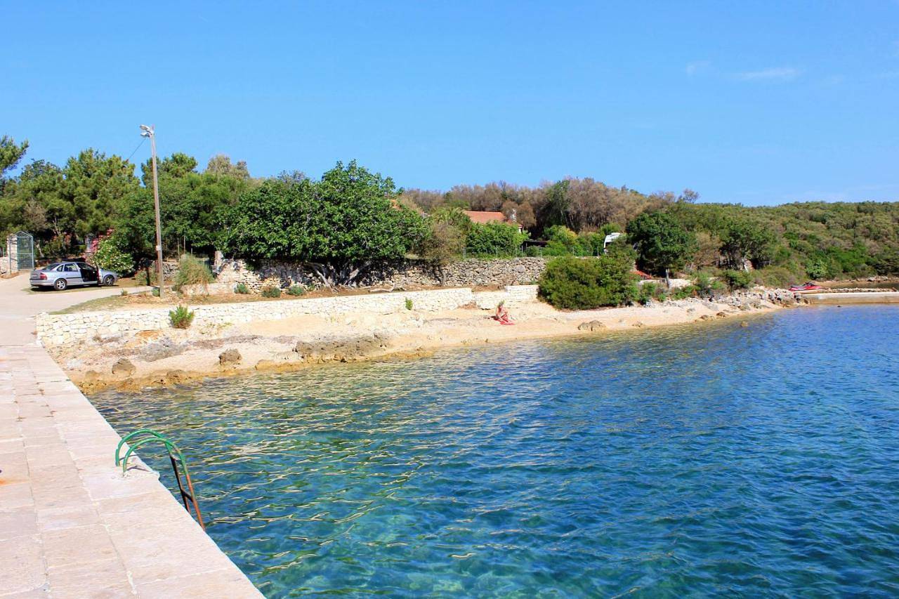 Ganze Wohnung, Apartments with parking space Punta kriza, Cres - 867 in Cres