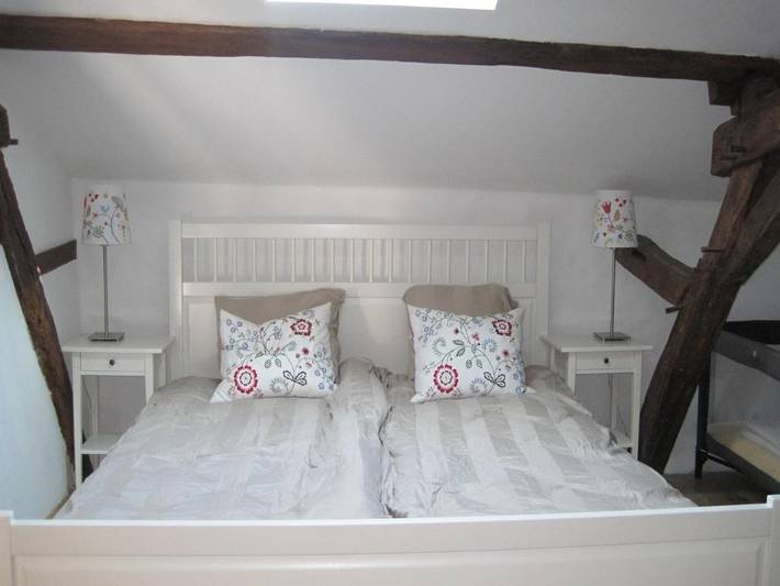 Location de vacances pour 6 personnes, avec jardin ainsi que piscine et terrasse à Buzon - 3