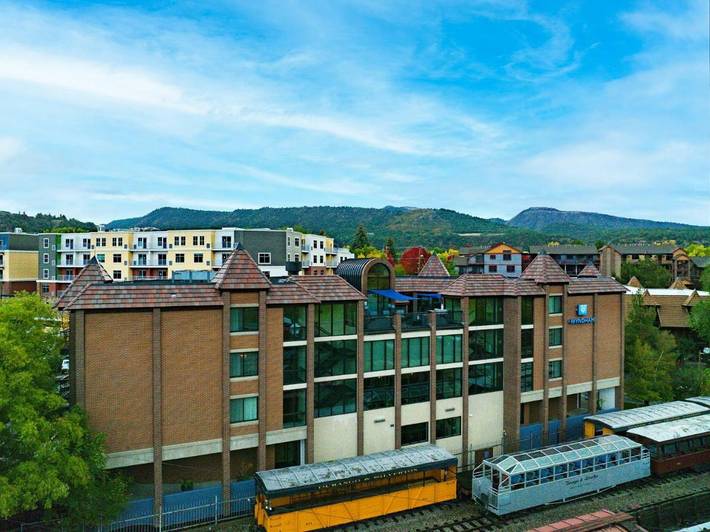 Apartamento para 4 personas, con terraza y jacuzzi en Durango (Colorado)