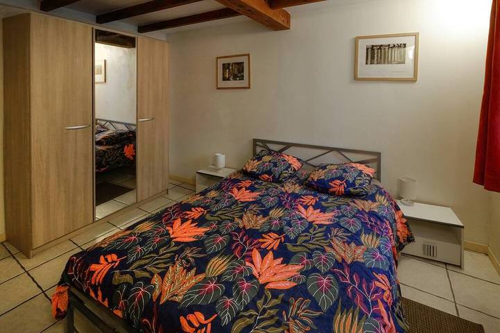 Location de vacances pour 12 personnes, avec jardin à Manglieu - 2