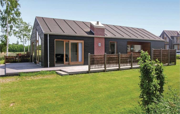 Ferienhaus für 6 Personen, mit Whirlpool und Garten