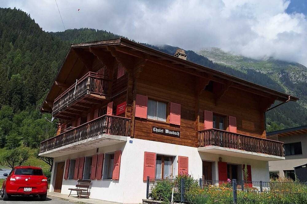 Chalet Wissbach Parterre in Fieschertal, Aletsch Arena