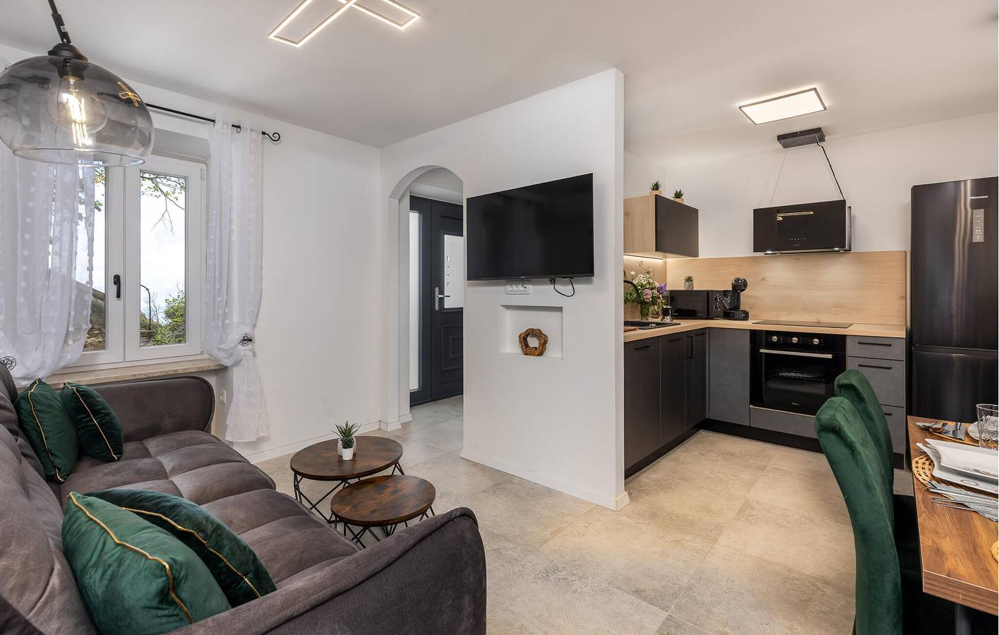 Apartment mit Meerblick, Terrasse, WLAN und Parkplatz in der Nähe von Bakar in Kraljevica, Primorje-Gorski Kotar