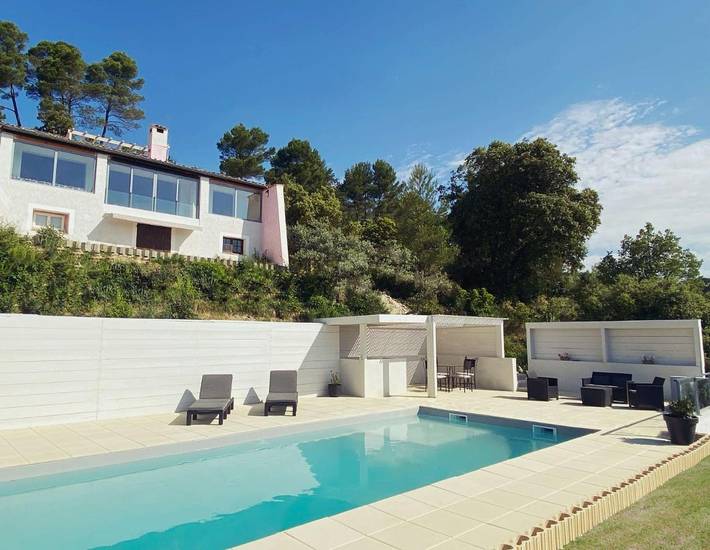 Gîte pour 3 personnes, avec vue sur le lac et jardin ainsi que vue et piscine à Esparron-de-Verdon - 4