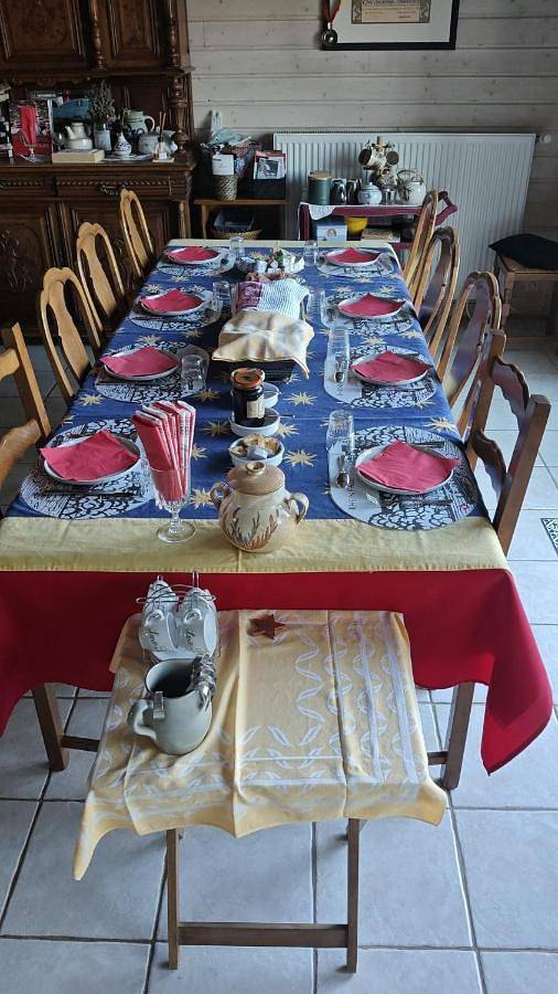 Chambre d’hôte pour 4 personnes, avec Terrasse et Piscine à Dennevy - 2
