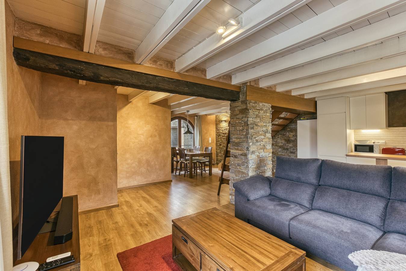 Appartement 'Comanegra' met Uitzicht op de Bergen, Wifi en Airconditioning, foto 7