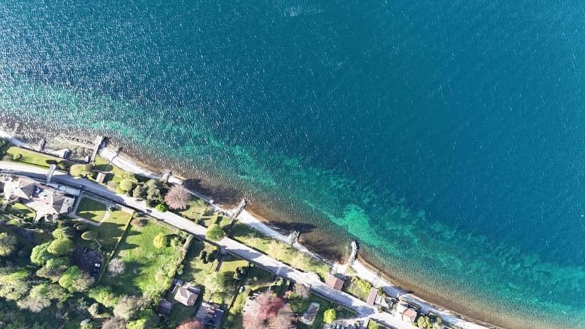 Location de vacances pour 6 personnes, avec vue sur le lac ainsi que terrasse et vue à Lugrin - 2