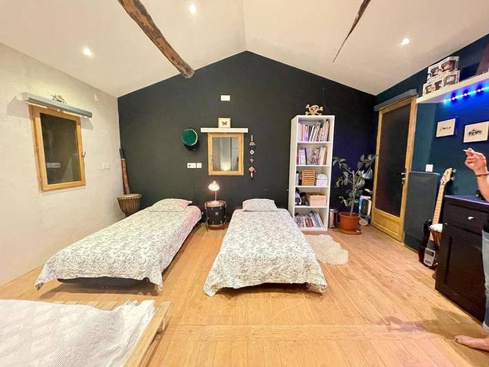 Location de vacances pour 8 personnes, avec terrasse ainsi que vue et piscine, animaux acceptés à Valleraugue - 4