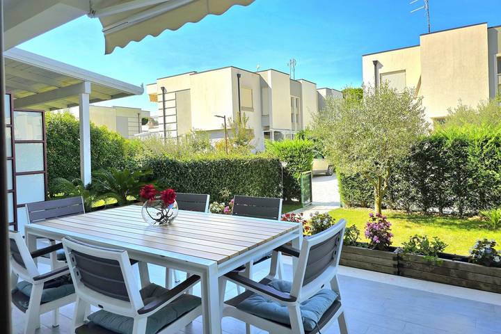Villa pour 7 personnes, avec piscine et balcon, adapté aux familles en Albanie - 3
