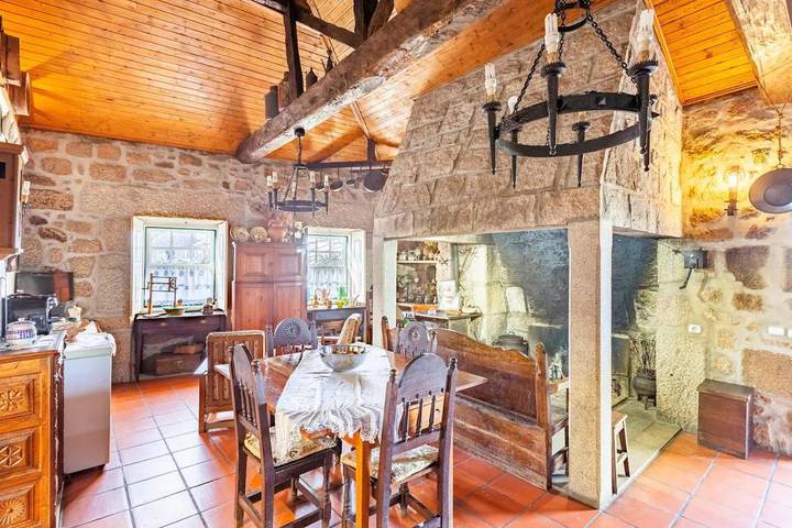 Location de vacances pour 3 personnes, avec vue et jardin dans Sernancelhe - 4