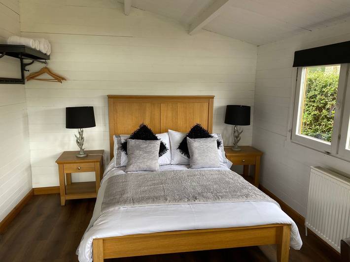 Blockhütte für 2 Personen mit Garten in Loch Lomond, Argyll & Bute