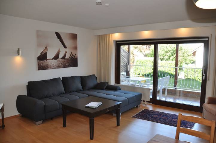 Apartamento entero, Haus Kubus - Ferienwohnung 3, 65qm, 1 Schlafzimmer, 1 Wohn-/Schlafraum, max. 4 Pers. in Langenargen, Region Bodensee-Oberschwaben