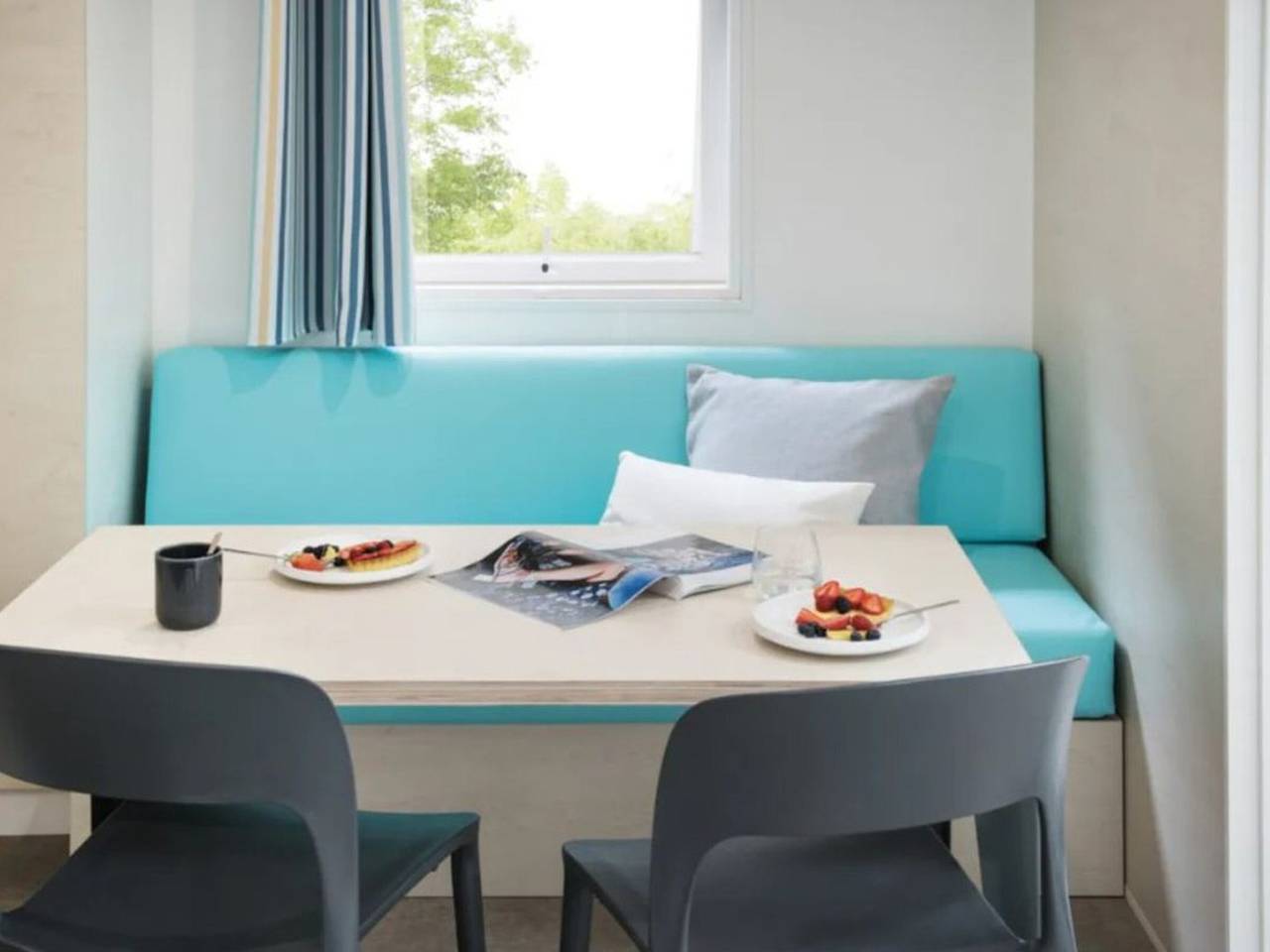 Casa móvil con terraza para 4 personas, 2 habitaciones in Le Pradet, Region de Toulon