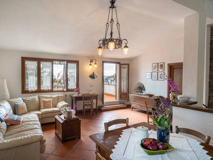 Ferienhaus für 7 Personen, mit Terrasse und Ausblick sowie Garten in Imperia Provinz - 2