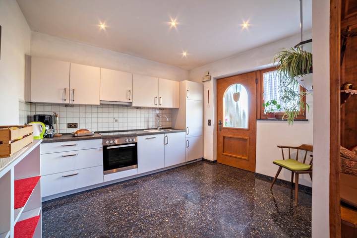 Ferienwohnung für 5 Personen, mit Balkon und Garten