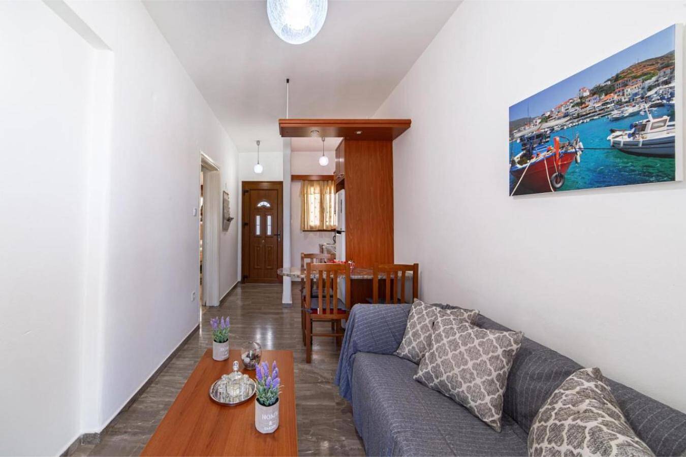 Ferienhaus 'Virginia’s house' mit Balkon, Wlan und Klimaanlage in Andros