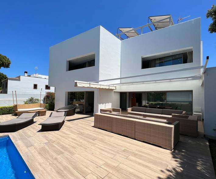 Location de vacances pour 8 personnes, avec piscine et terrasse à Roche - 4