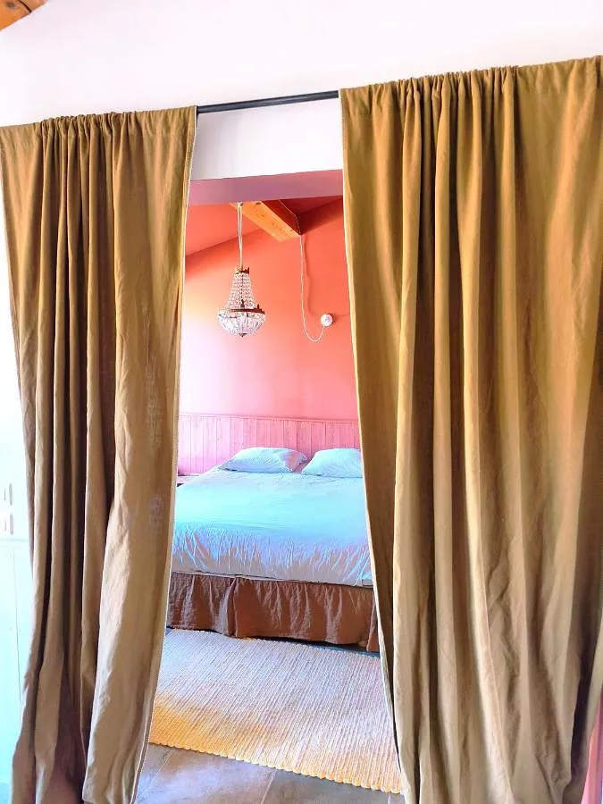 Casa de vacaciones para 4 personas, con piscina y vistas además de jardín y terraza, Se admiten mascotas - 1