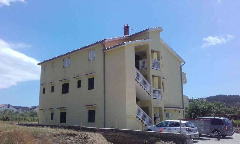 Ferienwohnung für 4 Personen, mit Garten, mit Haustier in Lopar - 2