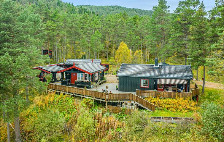 Ferienhaus für 5 Personen, mit Terrasse und Garten in Tingvoll