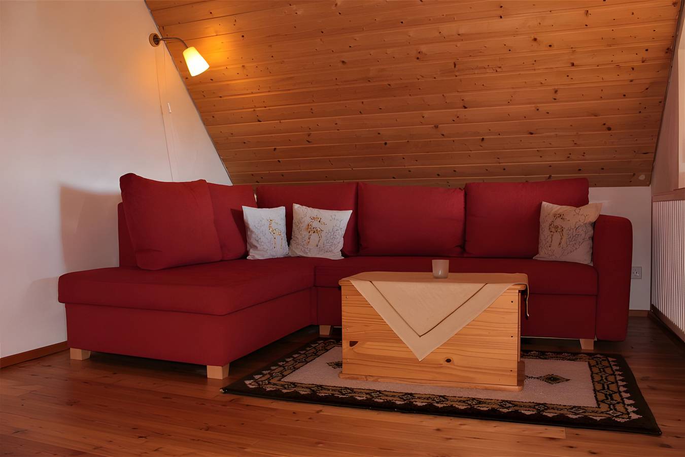 Apartamento entero, Apartamento vacacional 'Adlerhorst, 75 m²' con vistas a la montaña, terraza comunitaria y wifi in Schonach im Schwarzwald, Bosque Negro sur