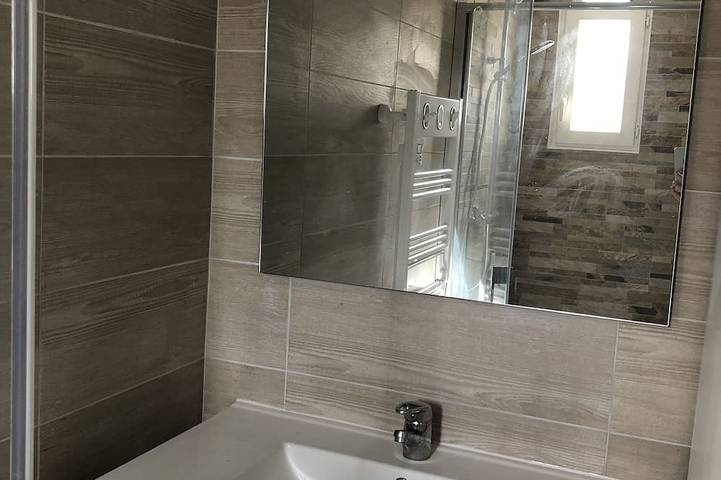 Location de vacances pour 3 personnes, avec terrasse et jardin à Solaro - 4