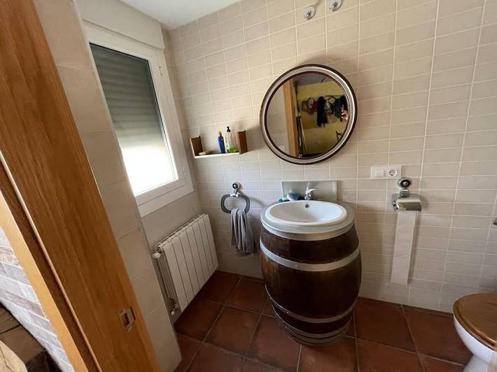 Casa de vacaciones para 11 personas, con jardín y vistas, Se admiten mascotas en Rioja Alta - 3