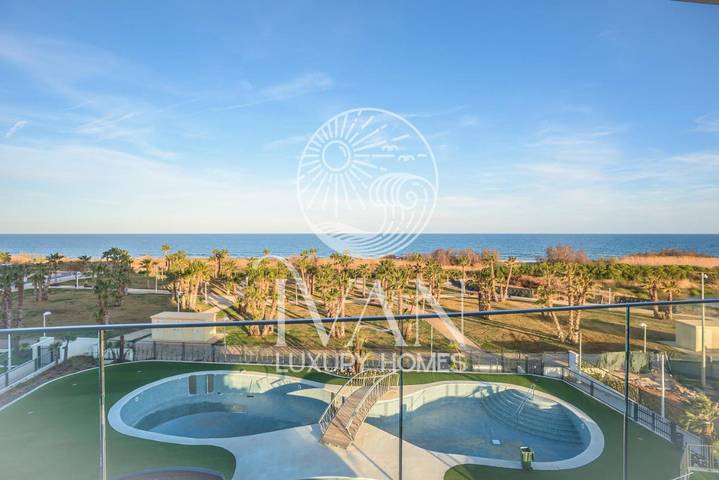 Casa de férias para 6 pessoas, com jardim e piscina em Cabanes