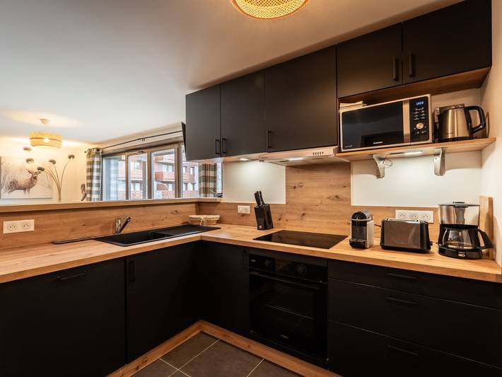 Ganze Wohnung, Geräumiges Duplex für 12 Personen, 100m von den Pisten, Südbalkon, WLAN, Parkplatz in La Plagne, Aime-la-Plagne