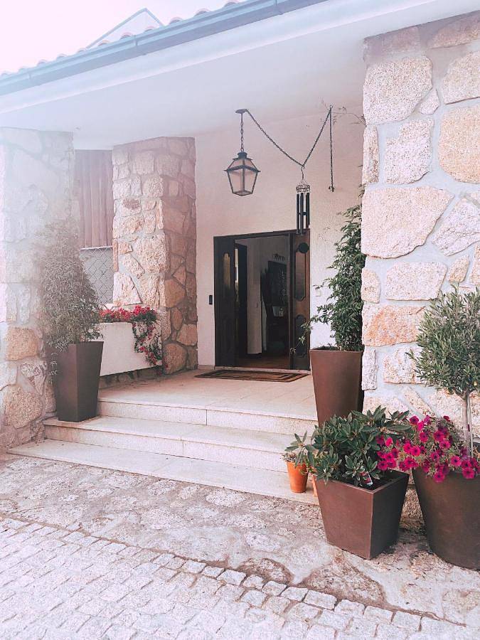 Location de vacances pour 6 personnes, avec piscine ainsi que vue et jardin dans Tabuaço - 4