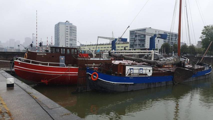 Boot voor 7 personen, met Terras in Rotterdam