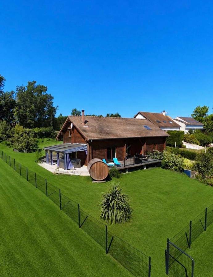 House in a quiet cul-de-sac very close to the Marivaux golf course in Janvry, Parc naturel régional de la Haute Vallée de Chevreuse