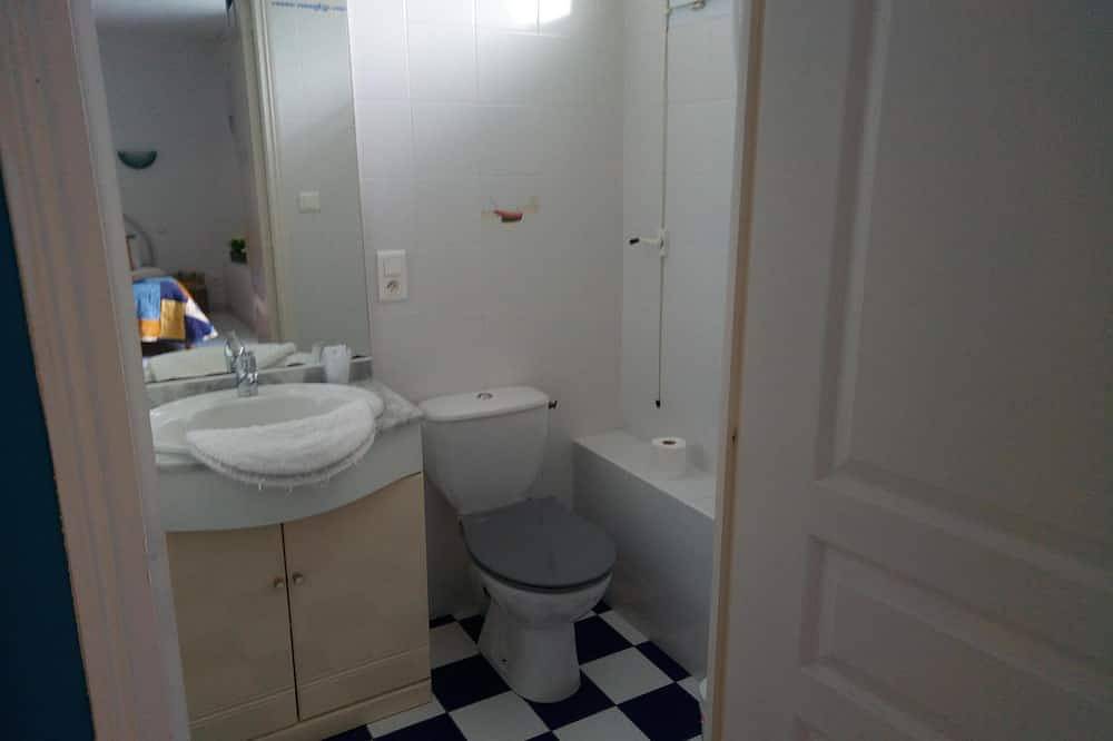 Gîte \" Le Gabion \"-Gîte-Ensuite mit Dusche-Blick auf das Wahrzeichen in Ardevon, Pontorson