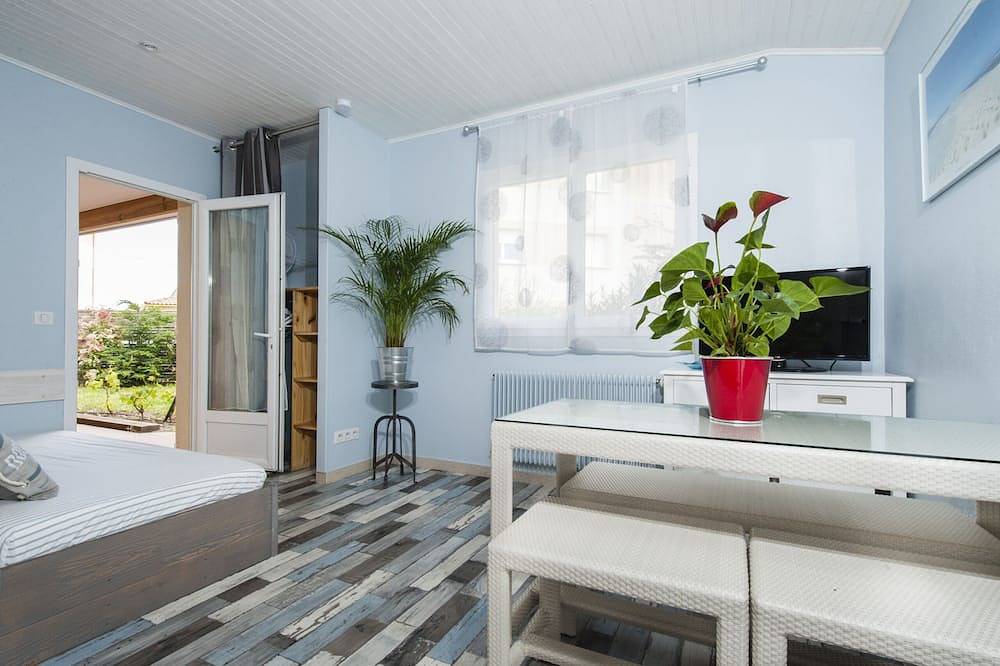 Ganze Wohnung, Studio-Queen-Nasszelle-Terrasse-Meublé de tourisme *** in Gujan-Mestras, Arcachon und Umgebung