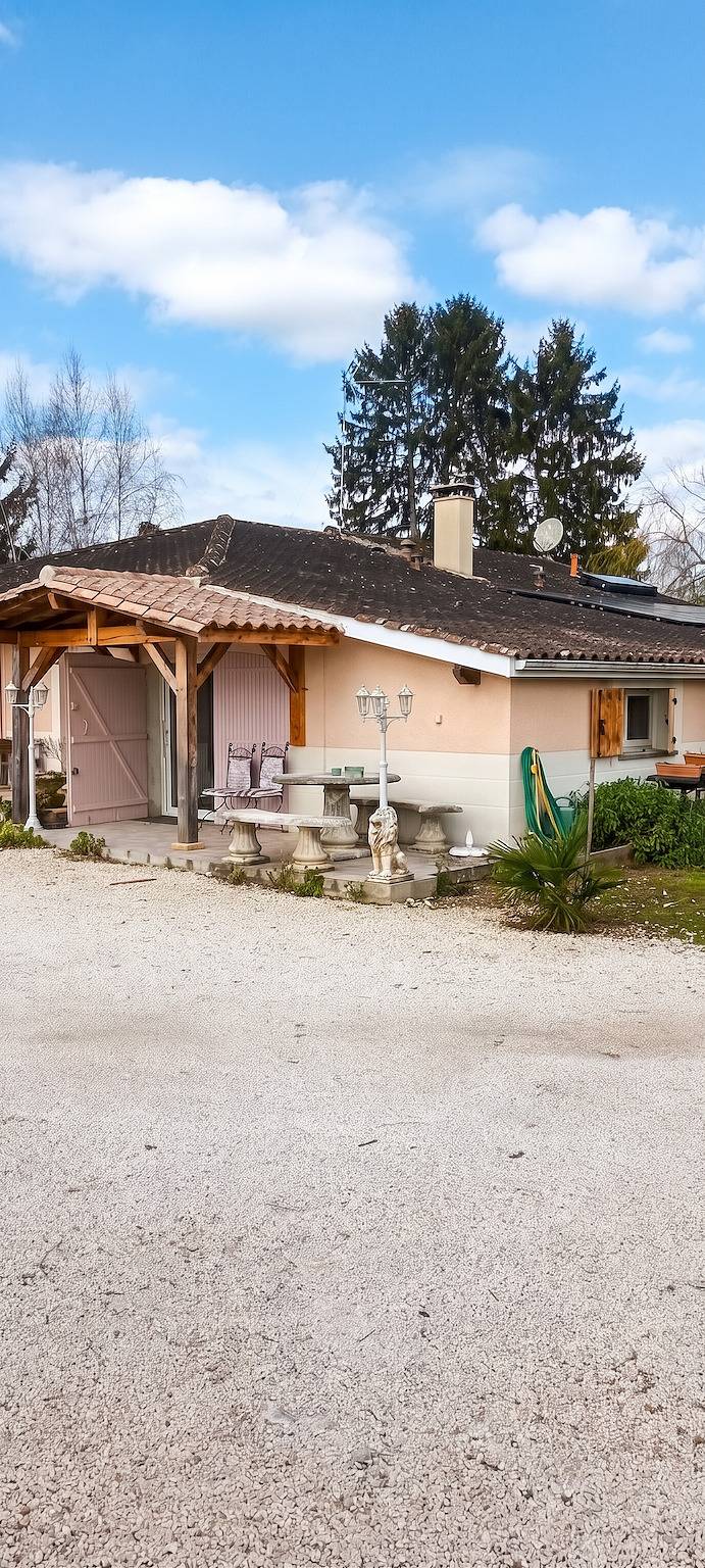 Casa de vacaciones para 3 personas, con terraza y jardín - 1