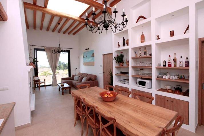 Casa rural para 6 personas, con Terraza y Jardín además de Piscina y Vistas en San Miguel de Balansat - 3