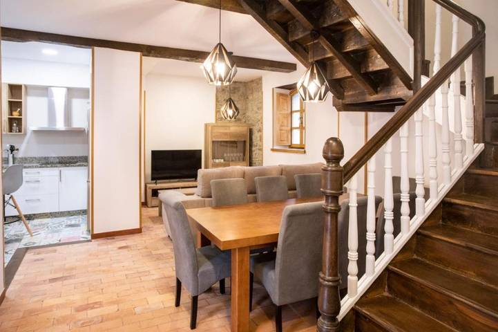 Ferienhaus für 10 Personen, mit Balkon und Ausblick - 1