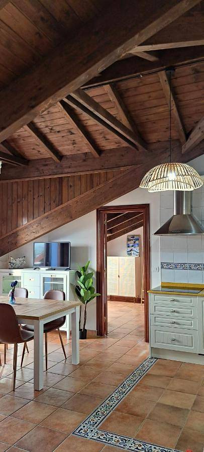 Apartamento entero, Precioso Ático con Vistas en El Capricho de Colombres, Asturias in Colombres, Ribadedeva