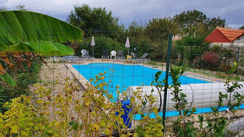 Location de vacances pour 4 personnes, avec Jardin dans La Devise