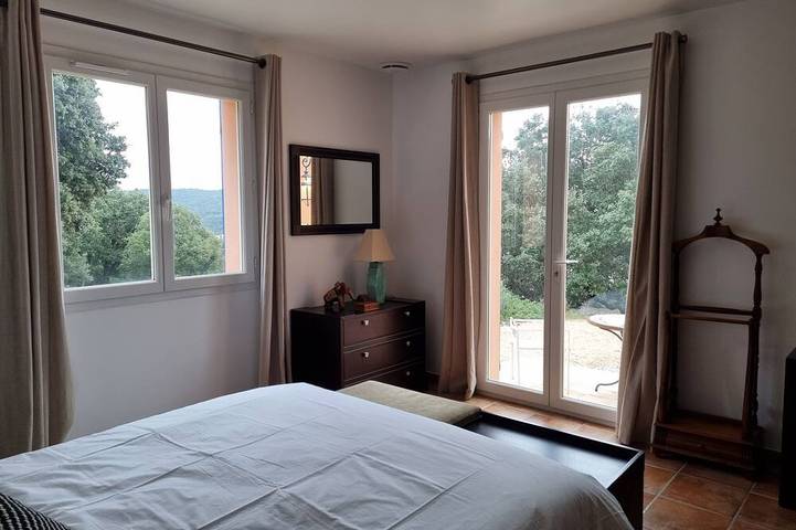 Location de vacances pour 8 personnes, avec jardin à Faugères - 3