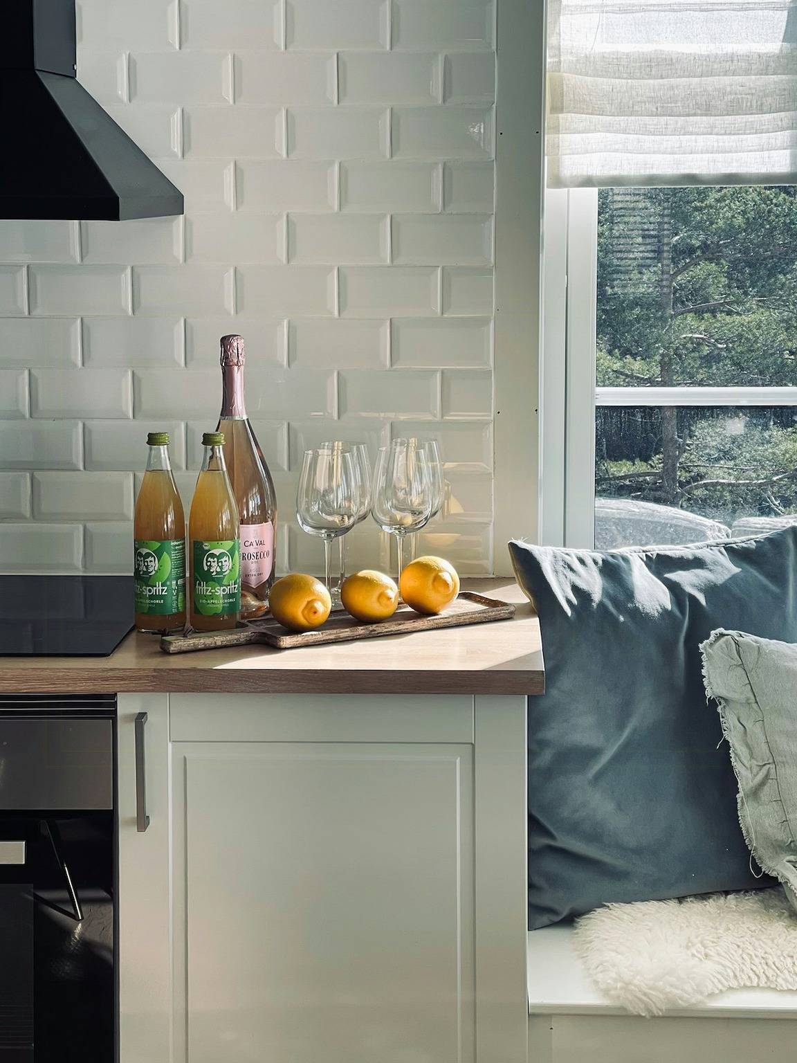 Schönes Ferienhaus bei Risør mit Boot in Risør