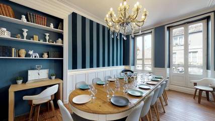 Location de vacances pour 15 personnes, avec jardin ainsi que terrasse et jacuzzi, animaux acceptés à Villedieu-les-Poêles