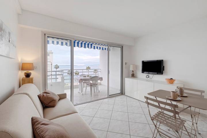 Location de vacances pour 2 personnes, avec Balcon à Juan-les-Pins - 3