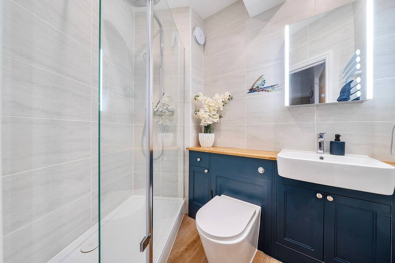 Ganze Ferienwohnung, 4 Bed - Sleeps 8 - Pool Table -Sea View - Parking in Swanage, Dorset