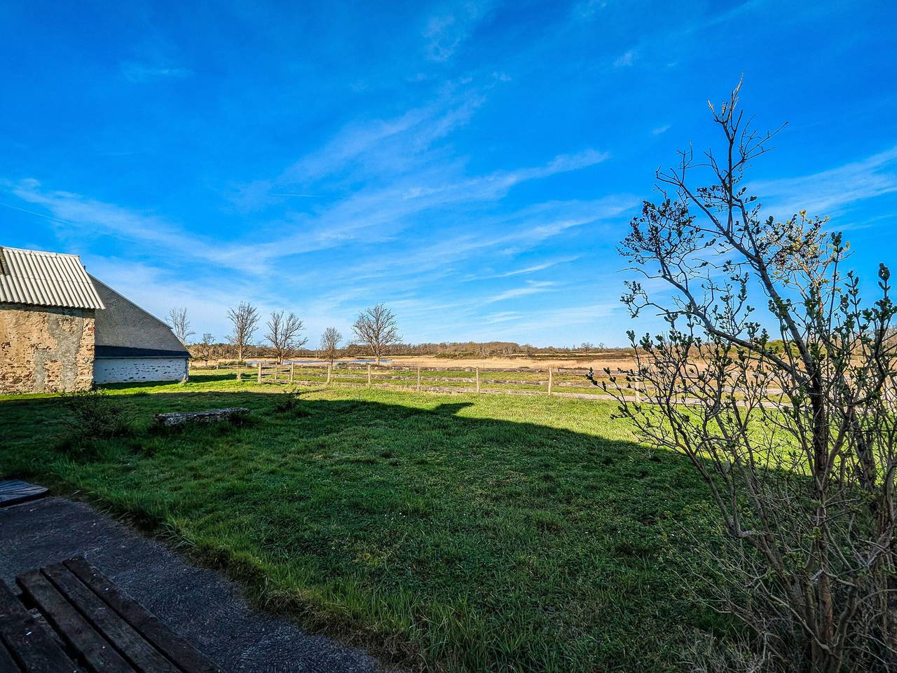 Ferienhaus in Brenne mit Terrasse und Privatgarage in Migné, Le Blanc und Umgebung