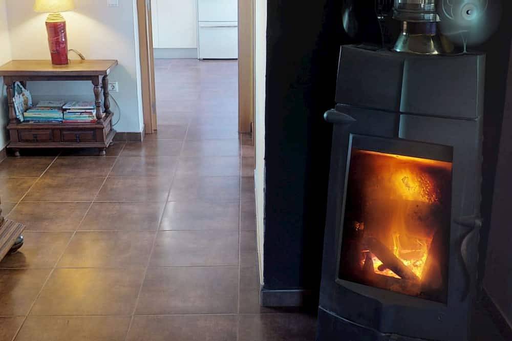 House with swimming pool near Lagunas de Villafáfila and Urueña in San Pedro de Latarce, Valladolid Provinz