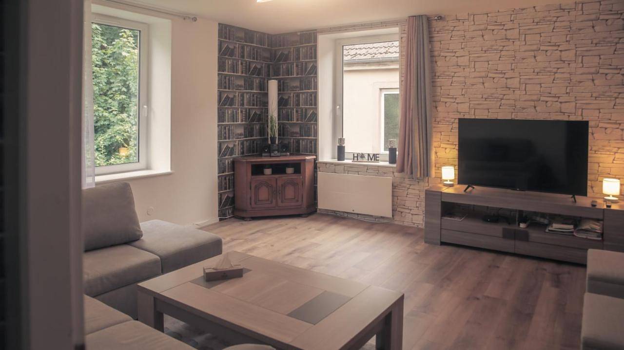 Appartement entier, En famille au cœur des Vosges aux portes de l'Alsace, Vue château in Senones, Saint-Dié-des-Vosges